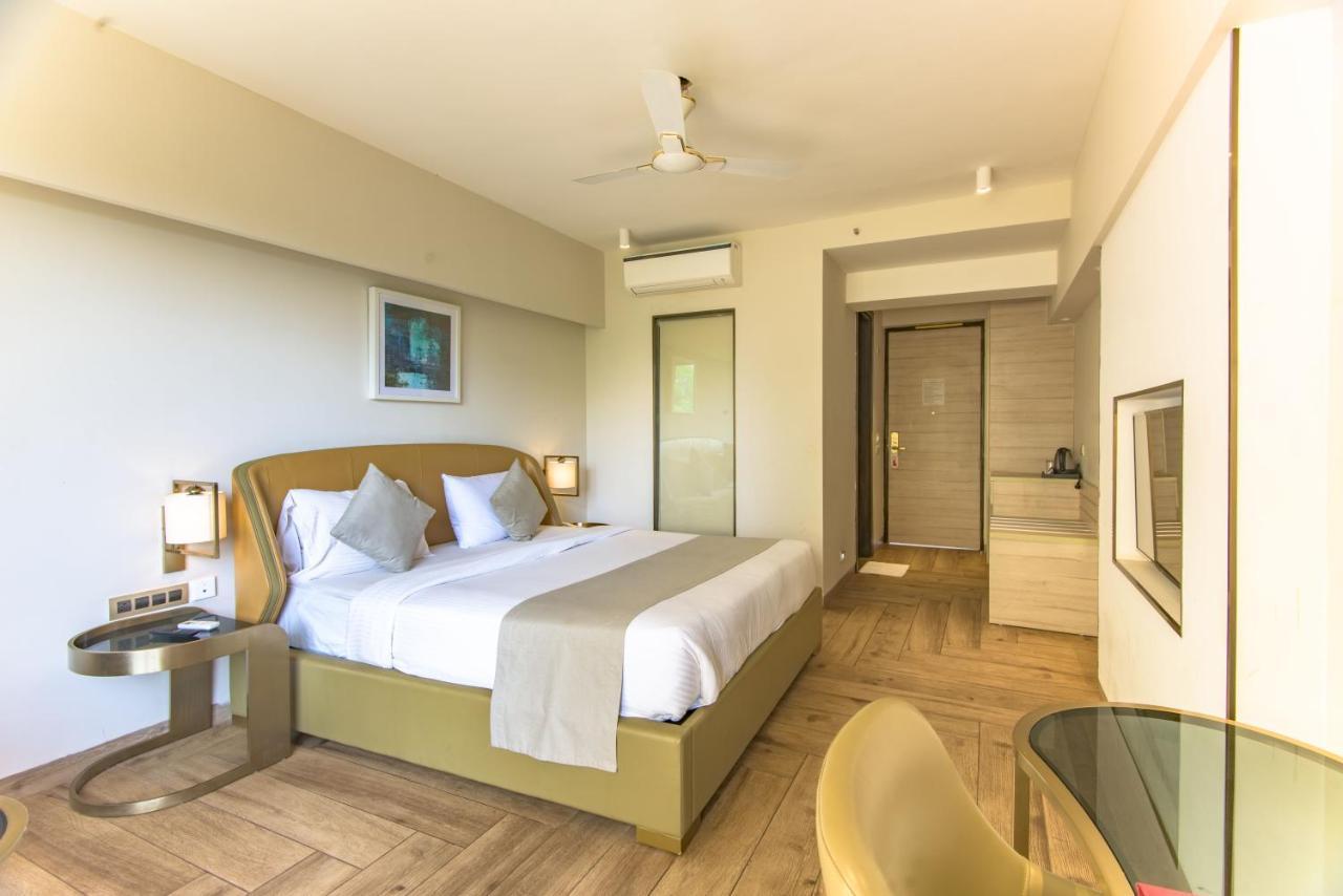 The Fern Residency Calangute-Baga, Goa Hotel Exterior photo
